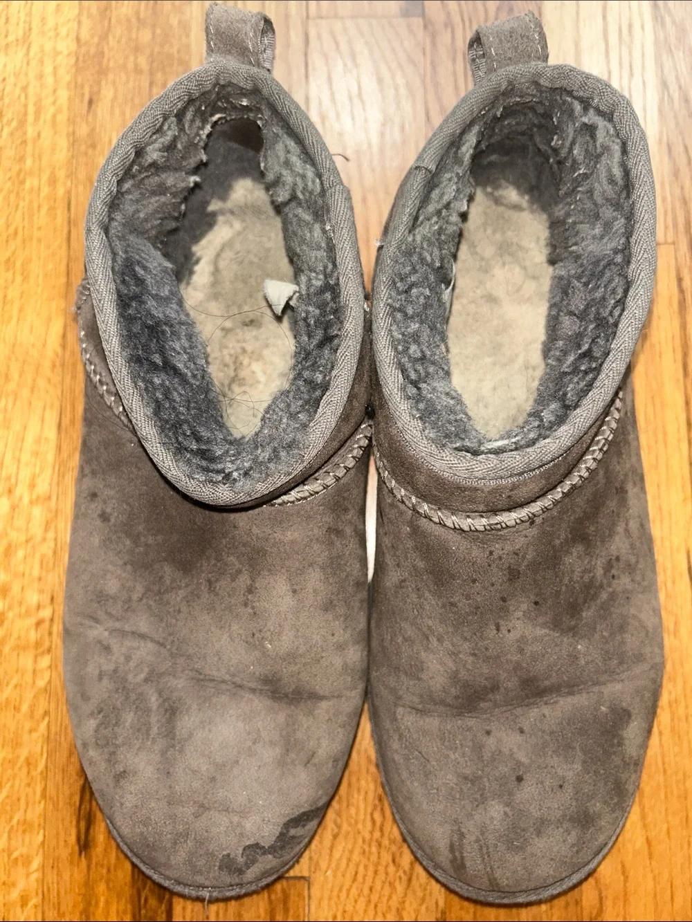 UGG Classic Ultra Minu Suede Boots size 11